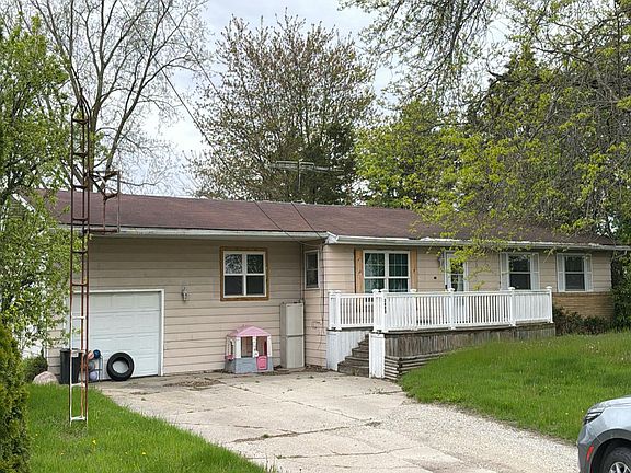 3rd image of 3495 Luce Rd