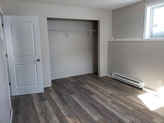 4th image of 119 1st Ave NE #4