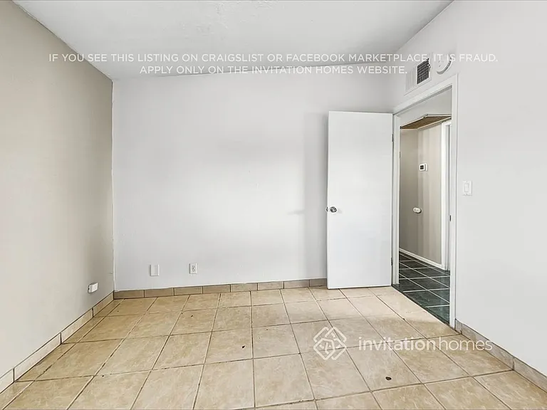 449 S Stewart — Photo 8