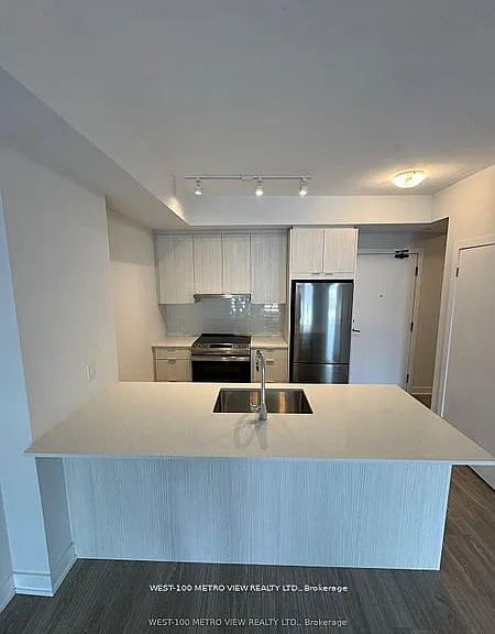 430 Square One Dr #806 — Photo 4