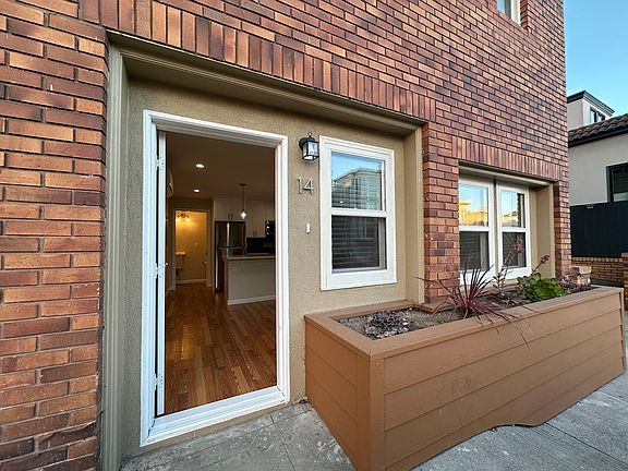 3rd image of 900 Bay St #14