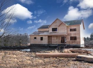 3 Shop Ln, Long Valley, NJ 07853