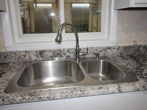 5th image of 1189 S Beach Ct