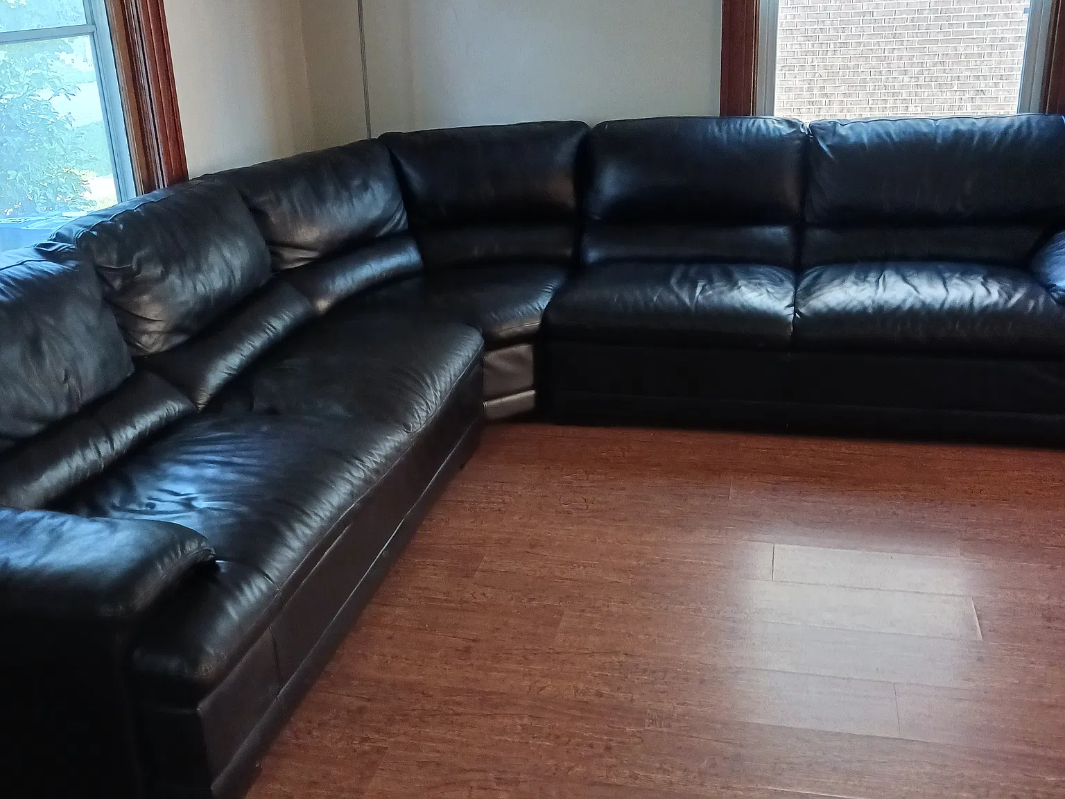 4 bed, 2.5 bath, 2100 sqft, $2,900 — Photo 4