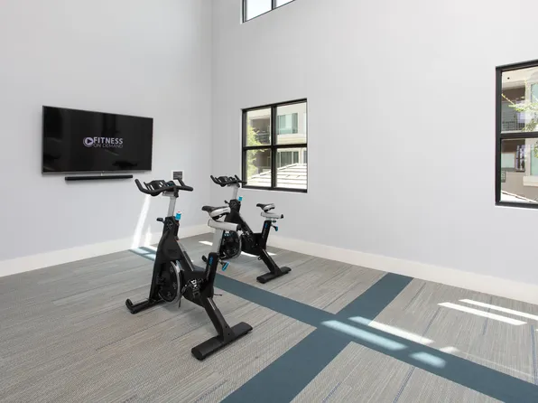 Lakeside Drive Apartments