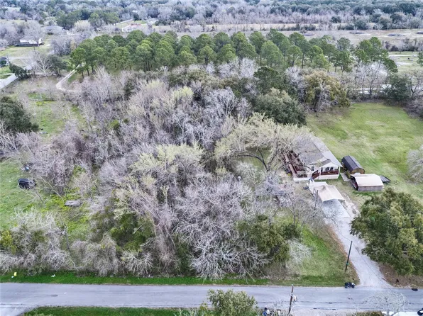 0 Wayne Johnson Ave, Hitchcock, TX 77563