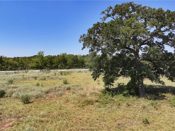12845 Della Love Rd, Bryan, TX 77808