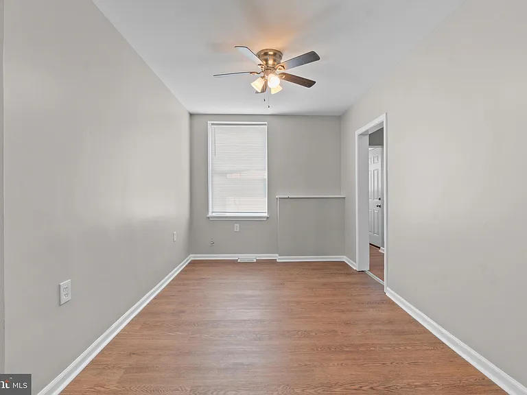 3427 Ravenwood Ave — Photo 7
