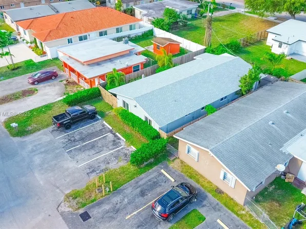 6127 SW 39th St, Hollywood, FL 33023