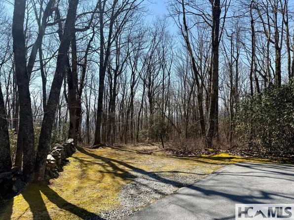 24 Cloudview Point, Cashiers, NC 28774