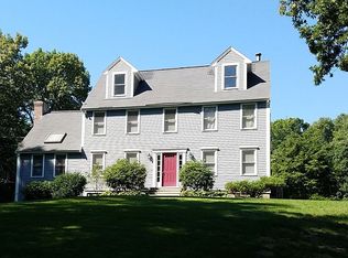 27 Whitaker Ln, Groton, MA 01450