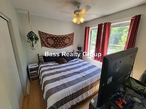 5945 N Greenview Ave #1G — Photo 4