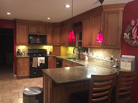 5th image of 1113 W 52nd St