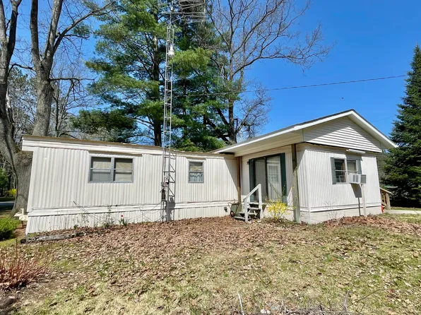 2905 Buttles Rd, Lewiston, MI 49756