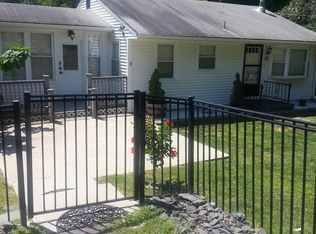 25 Sunny Ln, Highland Mills, NY 10930