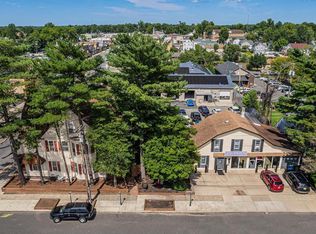 9 S Washington St, Hammonton, NJ 08037