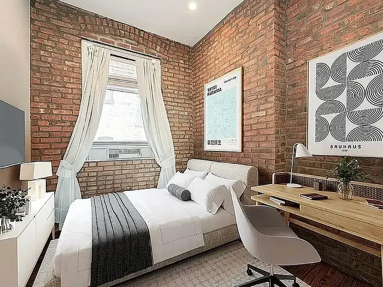 145 W 10th St #3E — Photo 2