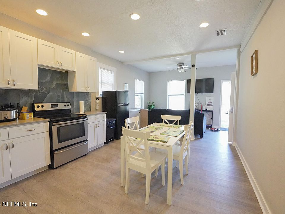 2nd image of 546 W 23RD Street