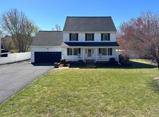 5 Bridgeport Dr, Waynesboro, VA 22980