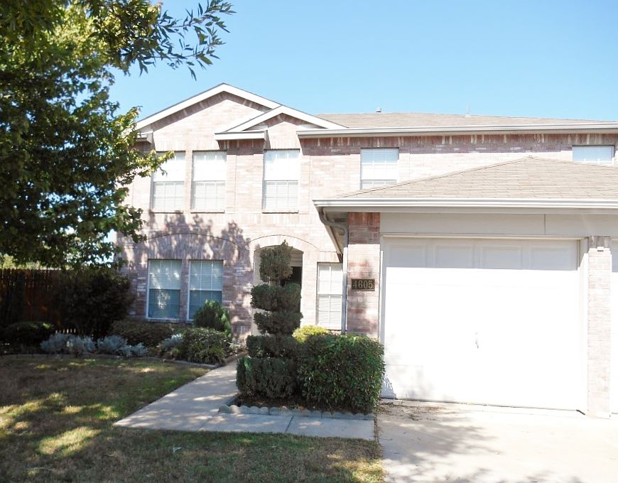 1st image of 4605 Lake Haven Dr