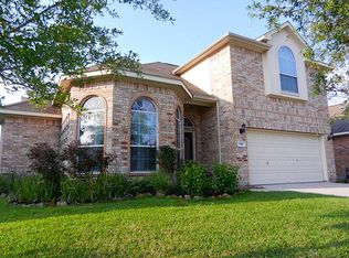 949 Autumn Brook St, Seabrook, TX 77586