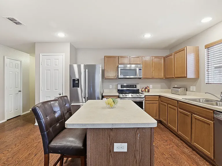 3003 Pinyon Pl — Photo 8