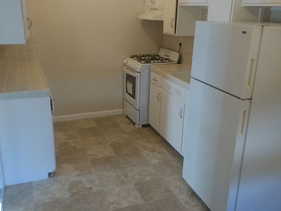 4th image of 21 Highland Ave APT 7