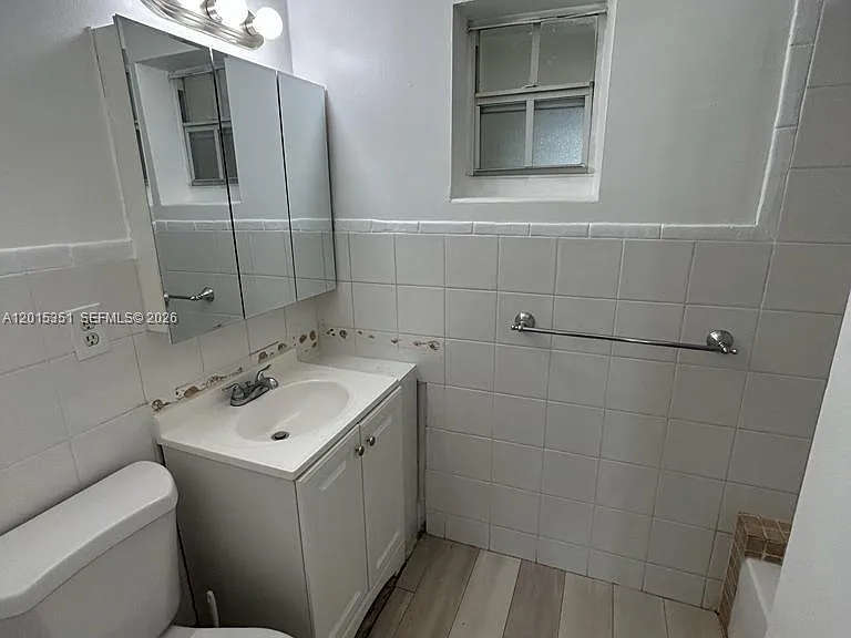 7920 East Dr #14 — Photo 5