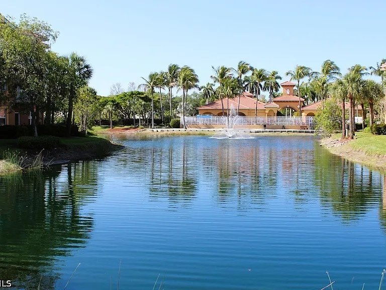 15605 Ocean Walk Cir #303 — Photo 25