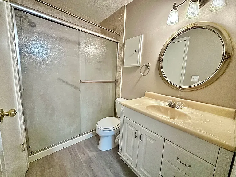 9345 Chisholm Rd #J1 — Photo 11