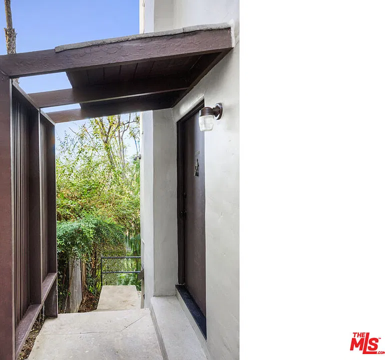 1 bed, 1.0 bath, $3,380 — Photo 2
