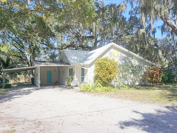 2nd image of 1157 41st St