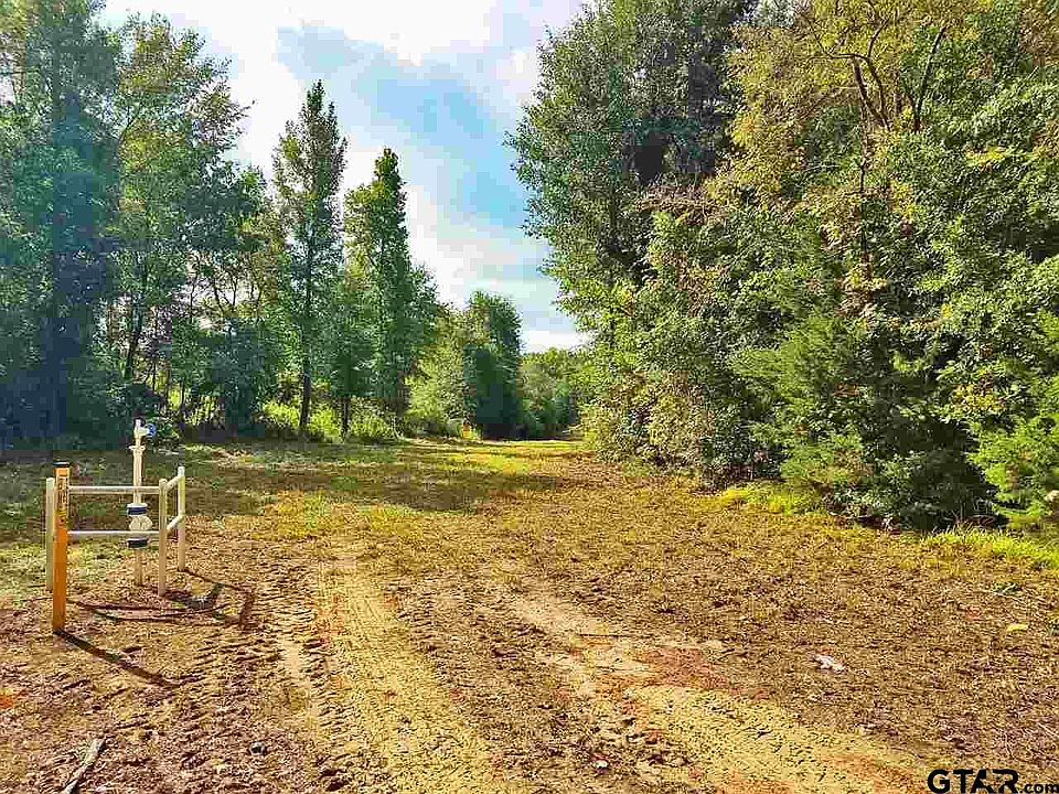 1st image of 289 Land Cr Wolfe Ln