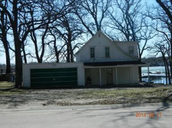 1211 Lake Shore Dr, Okoboji, IA 51355