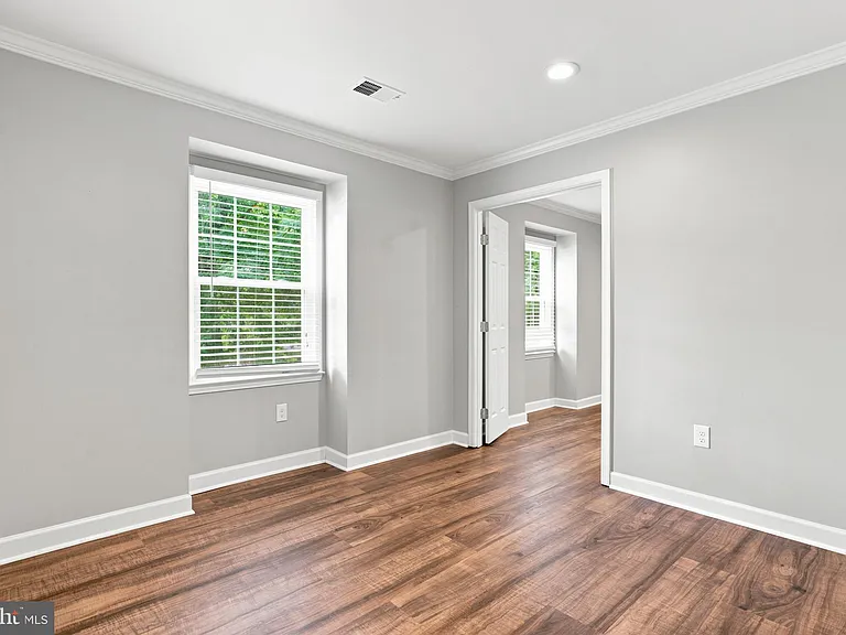 11414 Bronzedale Dr — Photo 36