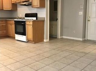 26 Charter St APT 2F, Boston, MA 02113