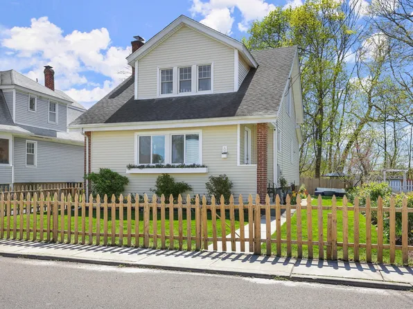 6 Horton Street, Norwalk, CT 06851