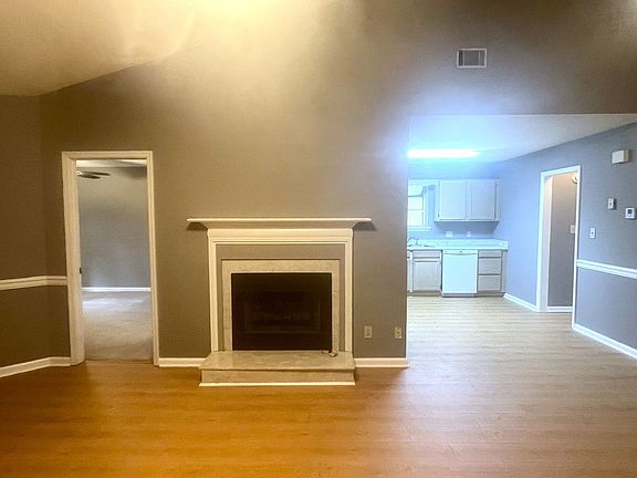5th image of 113 Saddlehorn Dr