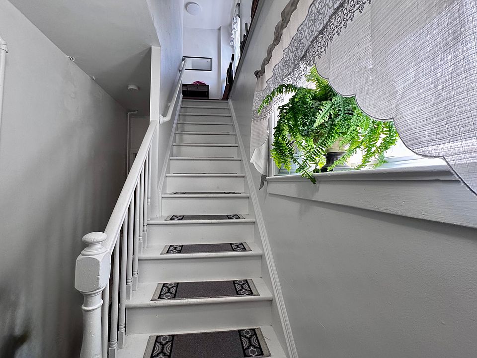 2nd Floor Home