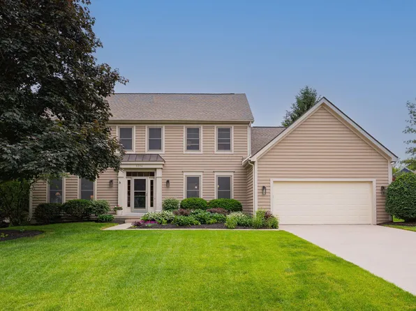 3254 Harbor Dr, Lewis Center, OH 43035