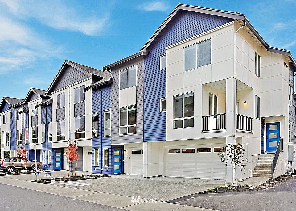 1st image of 14715 B-5 Admiralty Way #11