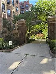 758 Brady Avenue