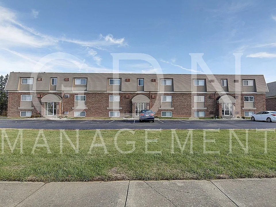 1077-1099 Frederick Dr