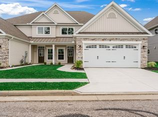 5053 Shepherds Gln, Willoughby, OH 44094