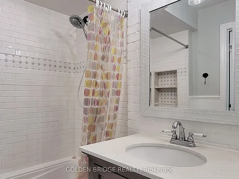 196 S Channel Dr — Photo 18