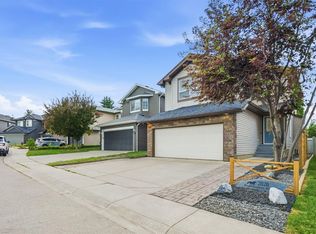 2020 S Bridlemeadows Mnr SW, Calgary, AB T2Y4R9