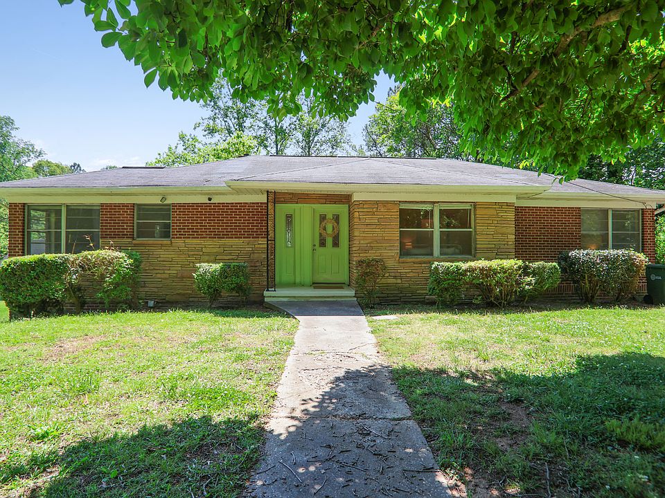 1st image of 24 Grove Park Pl NW
