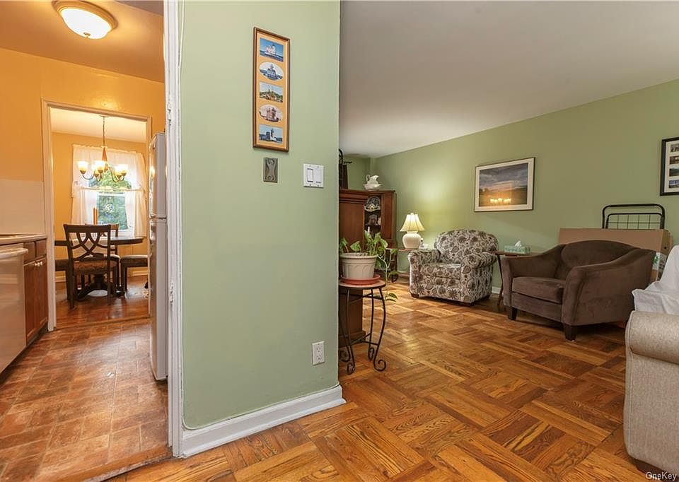 1st image of 495 Odell Ave #3H