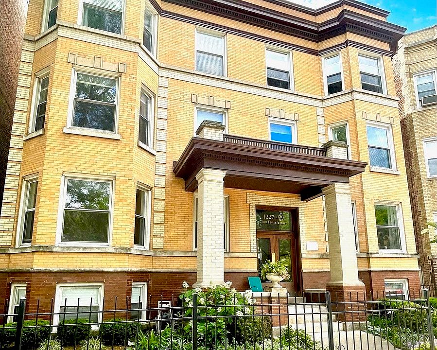 1st image of 1227 W Foster Ave
