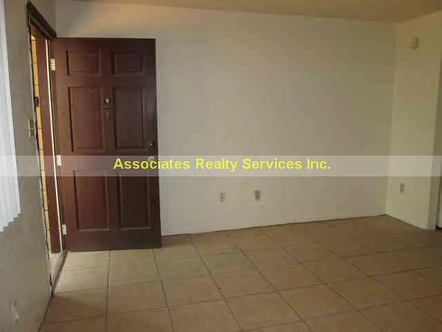 710 NW 16th Ave — Photo 4